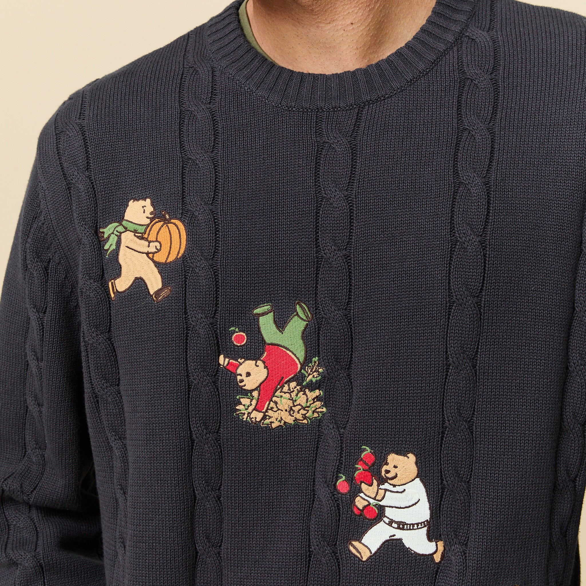 Men's Cotton Cable Autumn Bears Sweater Navy - Image 3