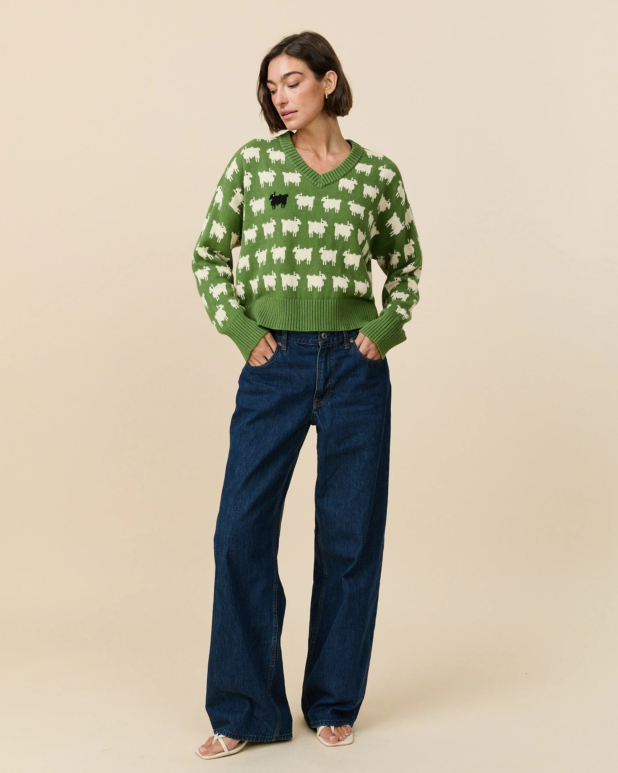 Warm & Wonderful Women's "Diana Edition" Cotton Linen V-Neck Sheep Sweater Green - Image 2
