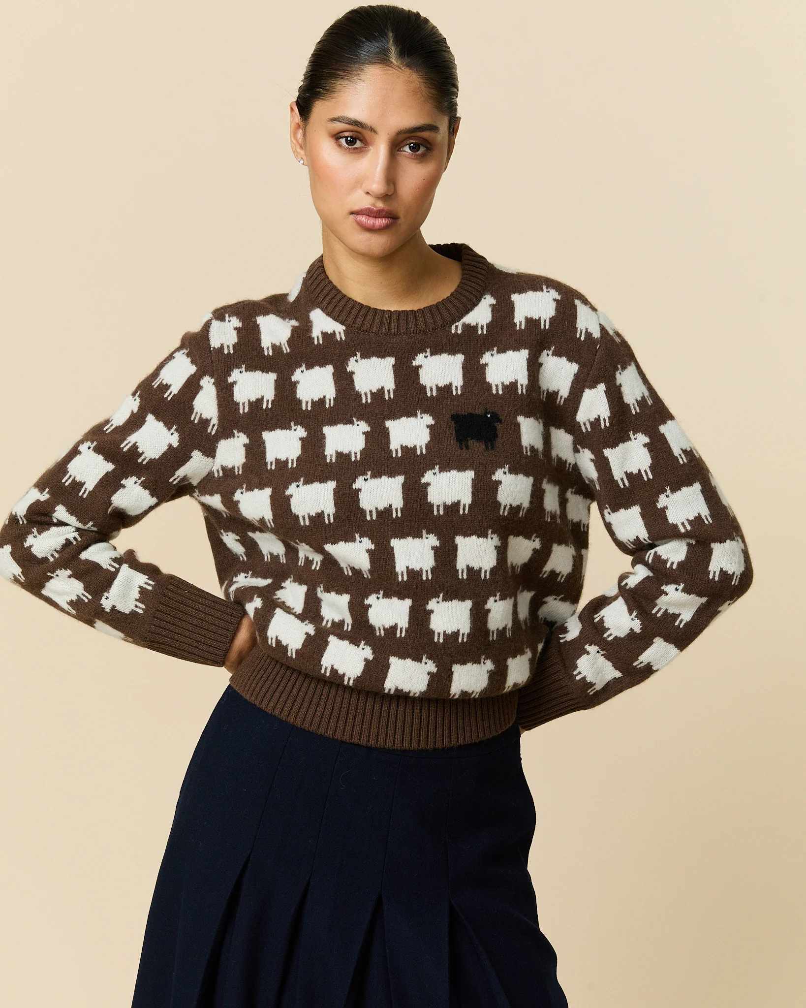 Women's Oversized Wool Sheep Sweater Brown - Image 3