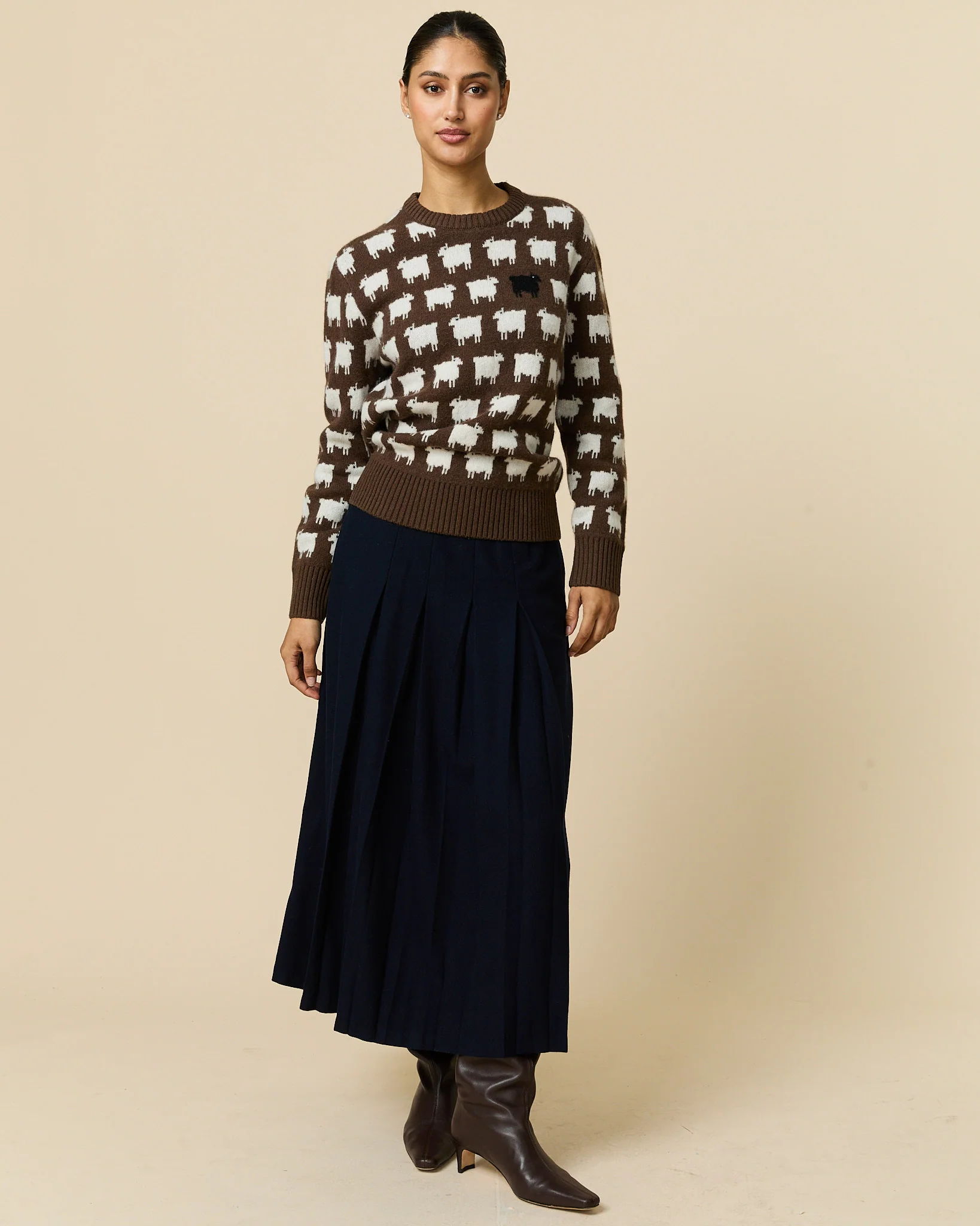 Women's Oversized Wool Sheep Sweater Brown - Image 4
